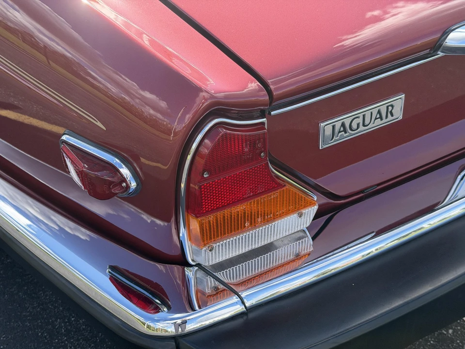 1987 Jaguar XJ Series 3 - Image 18 of 31