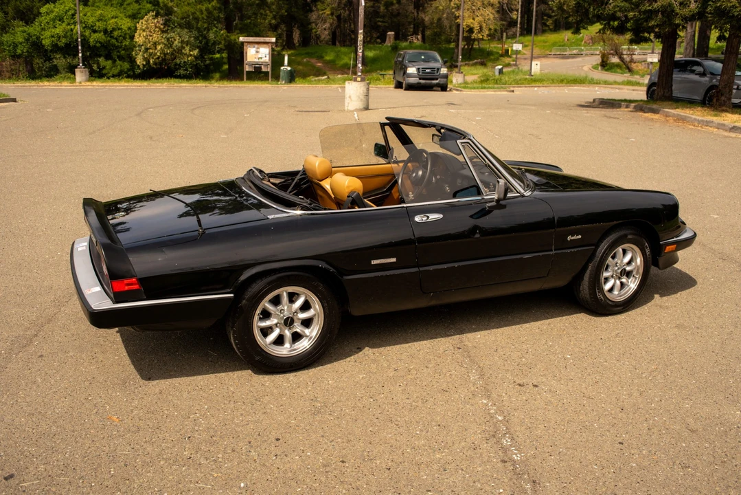 1988 Alfa Romeo Series 3 - Image 31 of 31