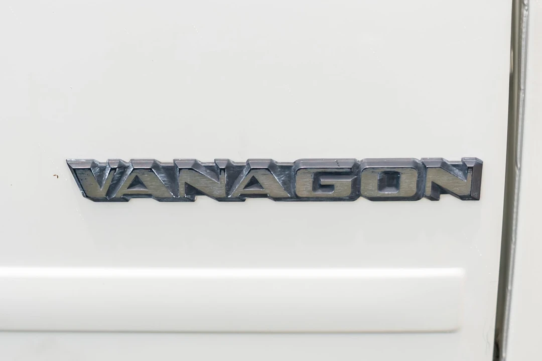 1990 Volkswagen Vanagon - Image 30 of 31