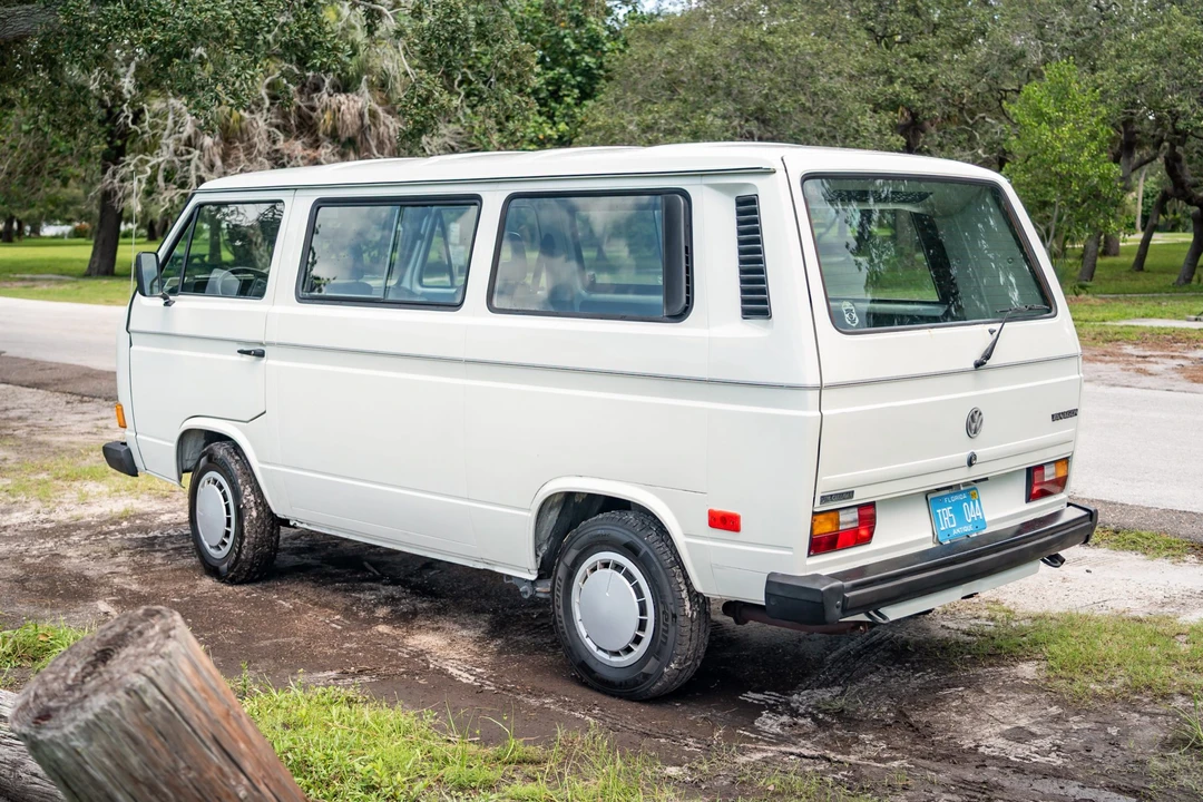 1990 Volkswagen Vanagon - Image 4 of 31