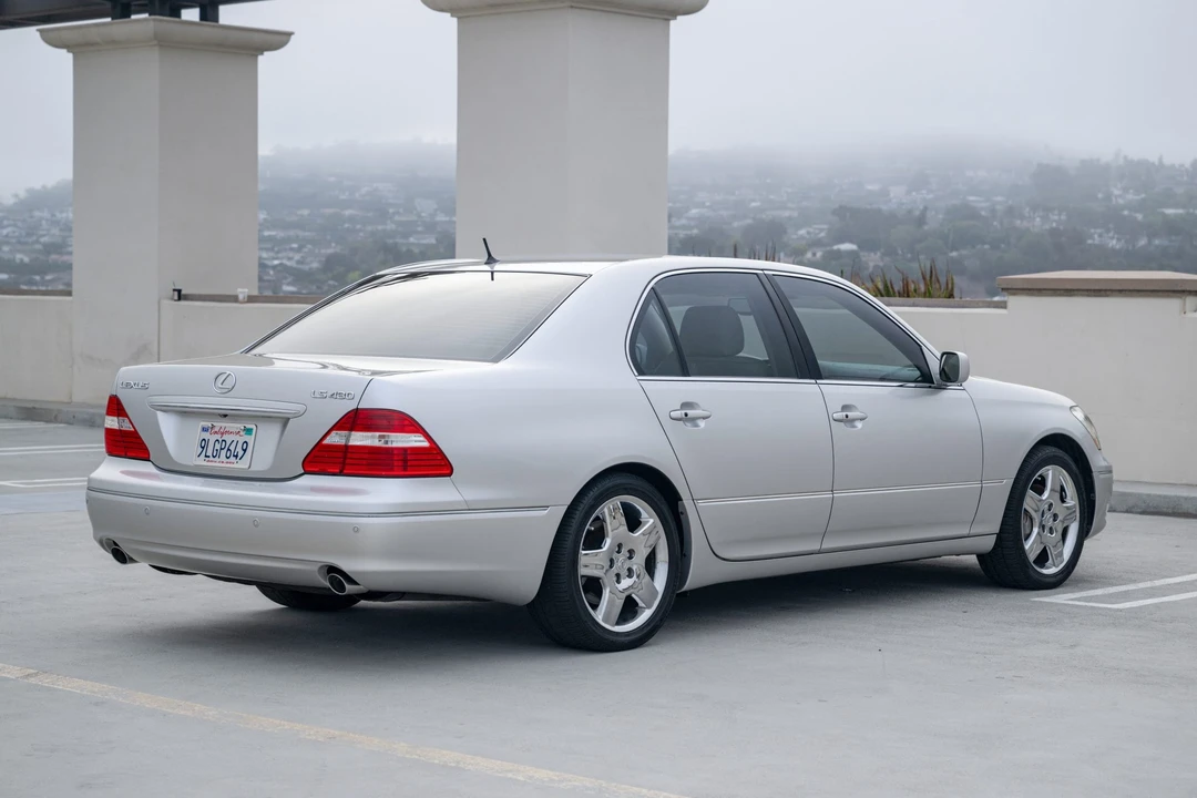 2006 Lexus LS 3rd Gen - Image 6 of 31