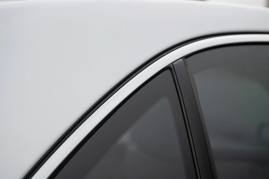 2006 Lexus LS 3rd Gen - Image 24 of 31