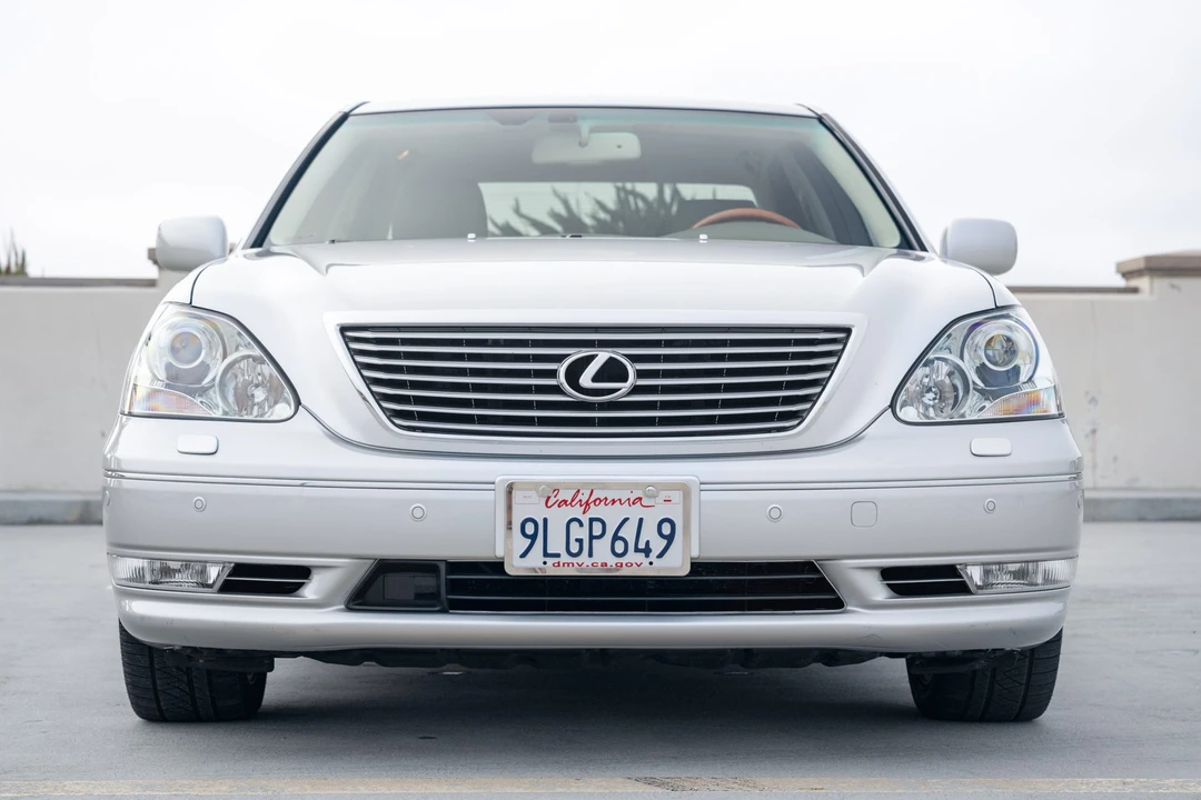 2006 Lexus LS 3rd Gen - Image 9 of 31