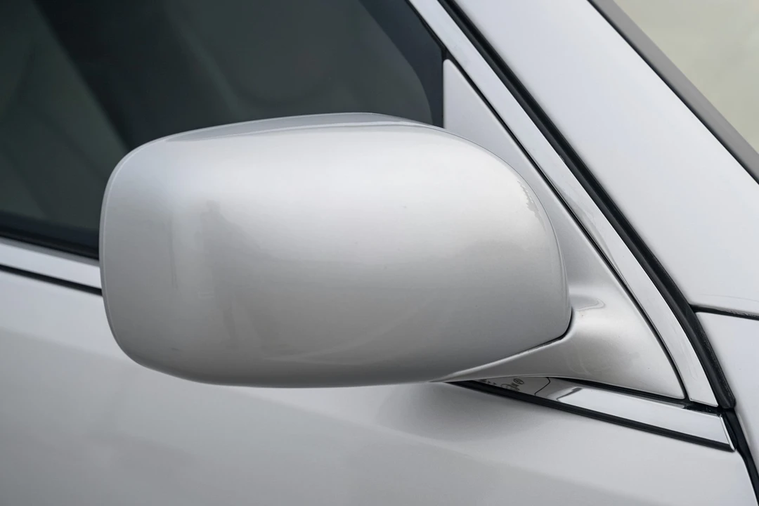 2006 Lexus LS 3rd Gen - Image 19 of 31