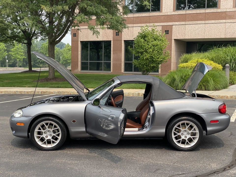 2002 Mazda NB MX-5 Miata - Image 13 of 31