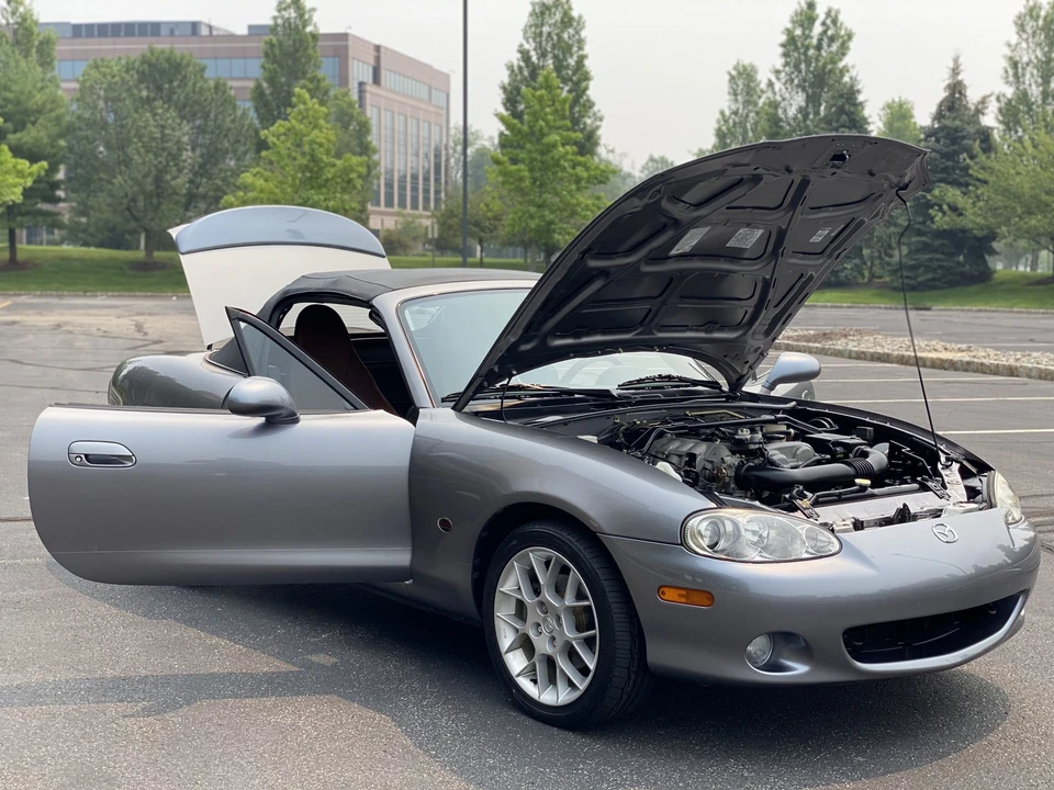 2002 Mazda NB MX-5 Miata - Image 18 of 31