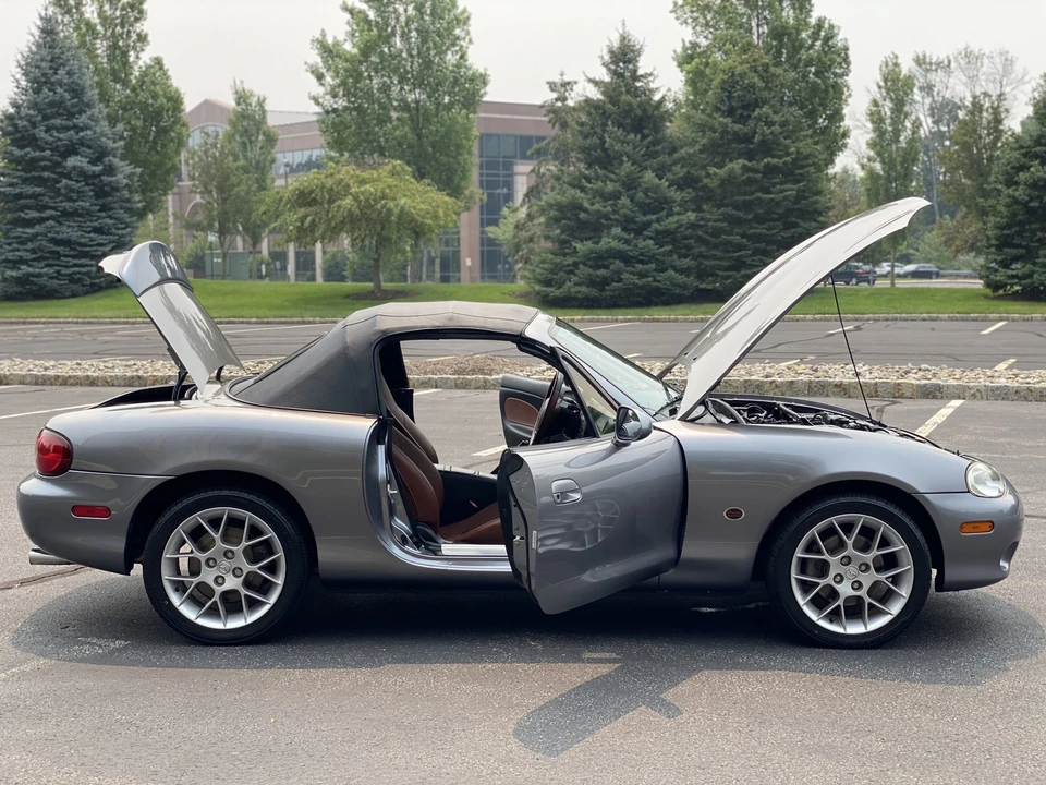 2002 Mazda NB MX-5 Miata - Image 17 of 31