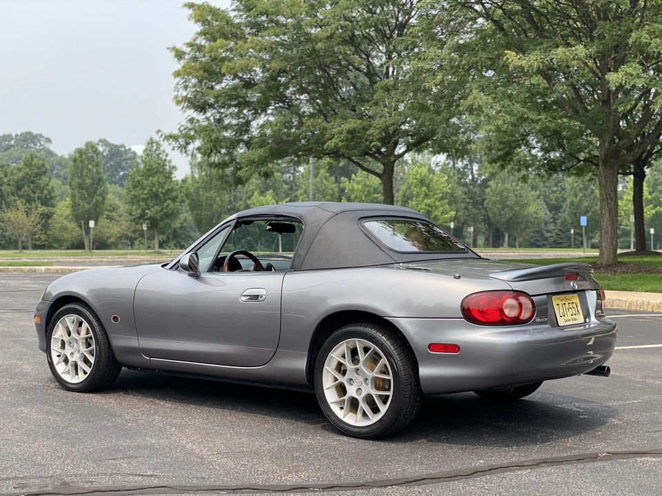 2002 Mazda NB MX-5 Miata - Image 4 of 31