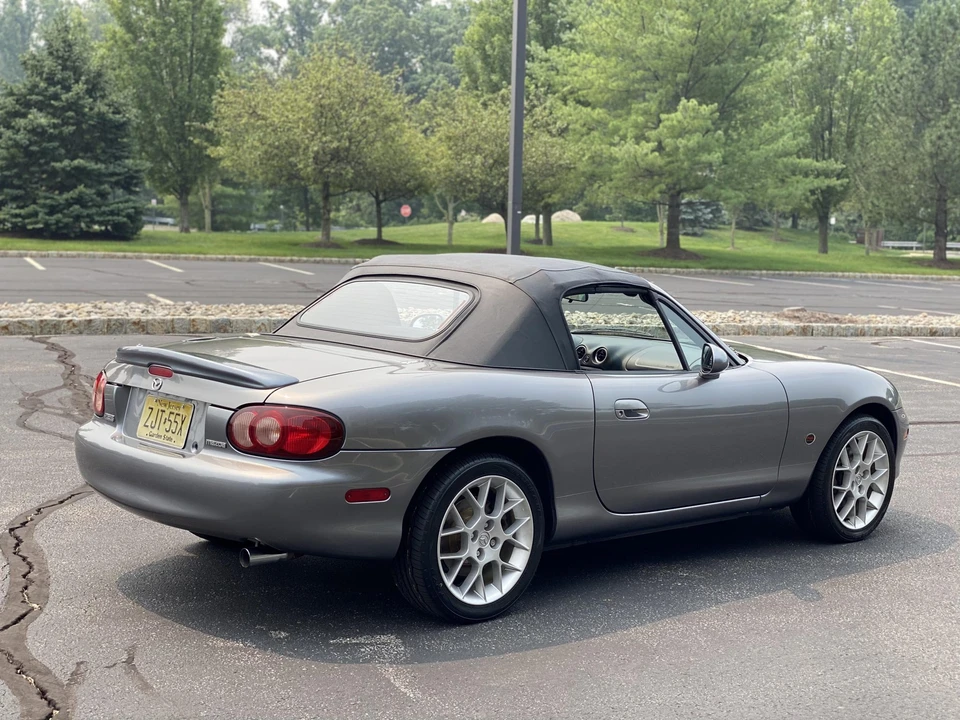 2002 Mazda NB MX-5 Miata - Image 7 of 31