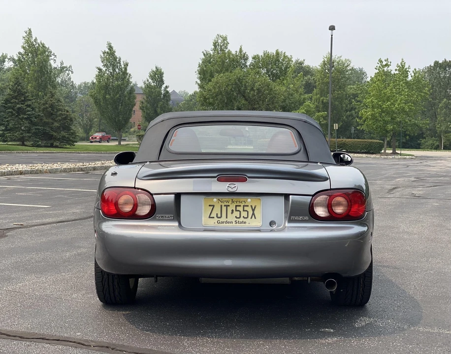 2002 Mazda NB MX-5 Miata - Image 6 of 31
