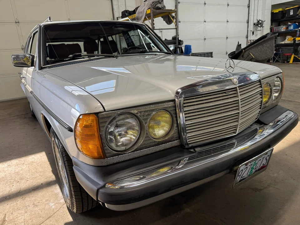 1985 Mercedes-Benz W123 Wagon (S123) - Image 15 of 31