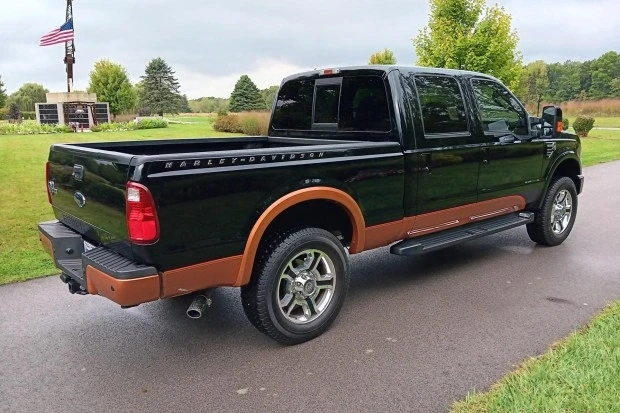 2008 Ford Super Duty 2nd Gen - Image 2 of 7