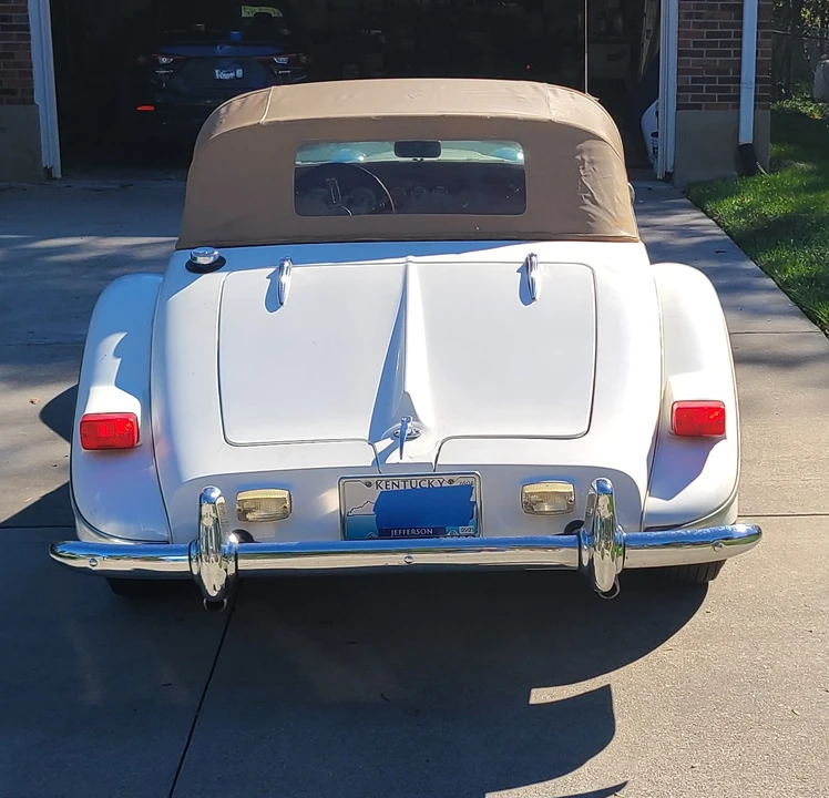 Morgan Roadster - Image 18 of 31