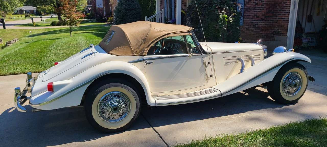 Morgan Roadster - Image 21 of 31