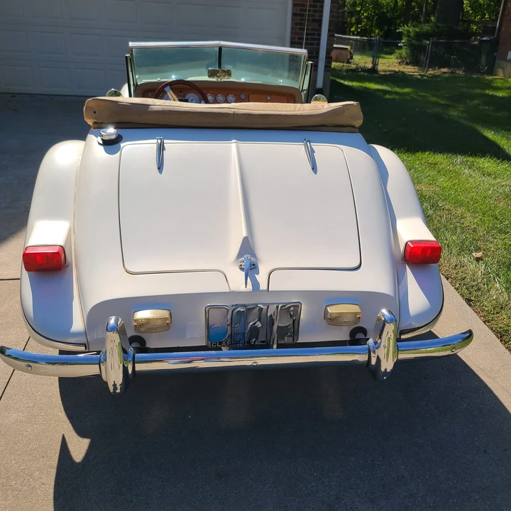 Morgan Roadster - Image 16 of 31