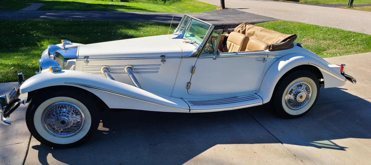 Morgan Roadster - Image 14 of 31