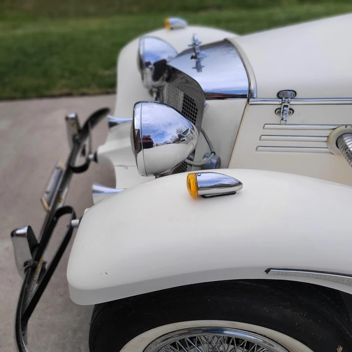 Morgan Roadster - Image 27 of 31
