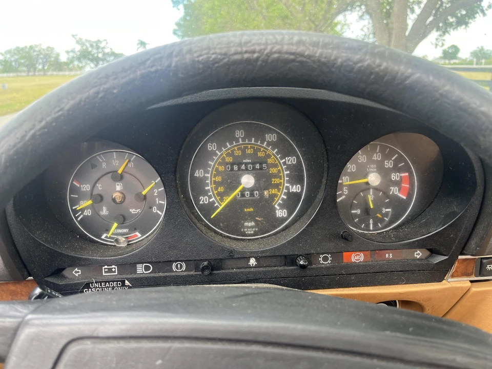 1985 Mercedes-Benz R107 SL-Class - Image 24 of 31
