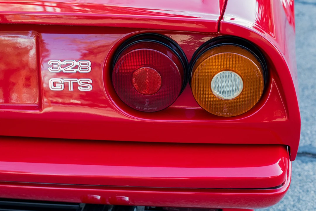 1986 Ferrari 328 GTS - Image 26 of 31