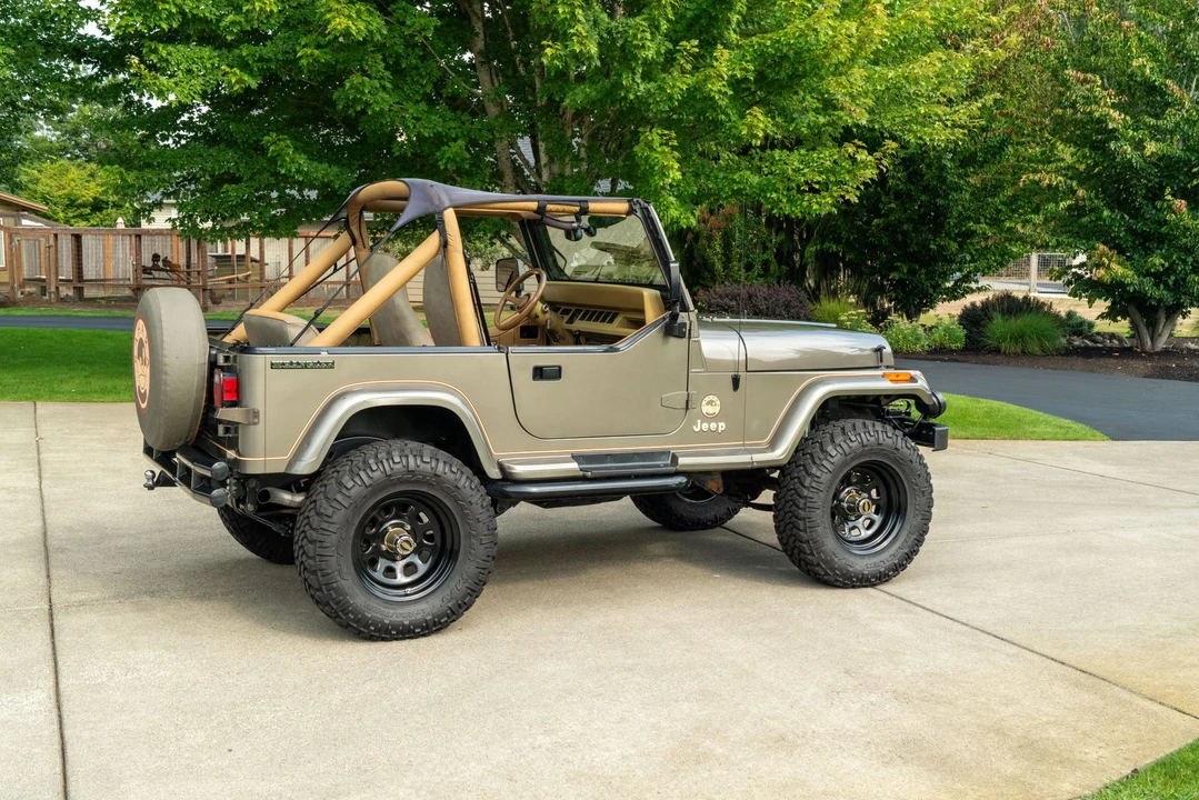 1988 Jeep YJ Wrangler - Image 21 of 31