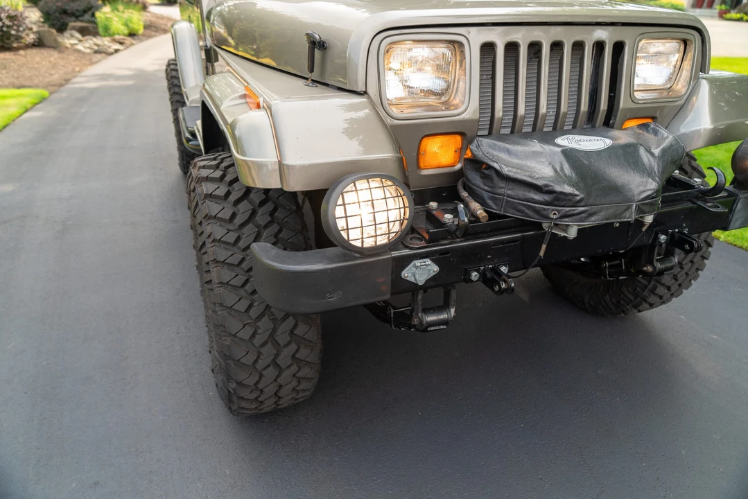 1988 Jeep YJ Wrangler - Image 30 of 31
