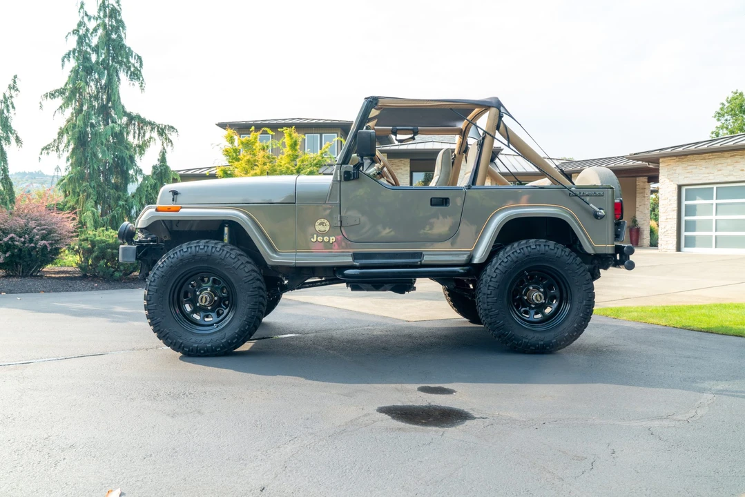 1988 Jeep YJ Wrangler - Image 7 of 31