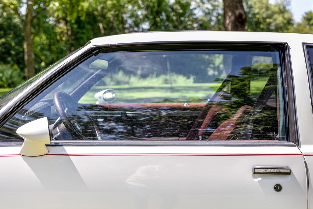 1986 Buick Regal - Image 24 of 31