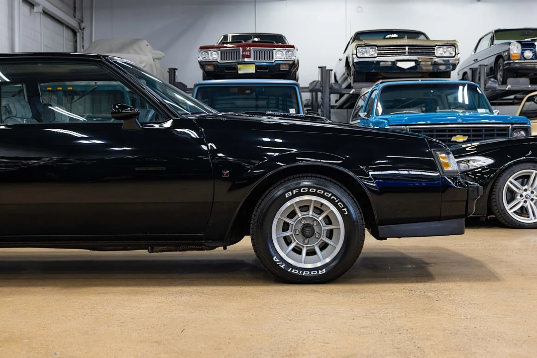 1987 Buick Regal - Image 23 of 31