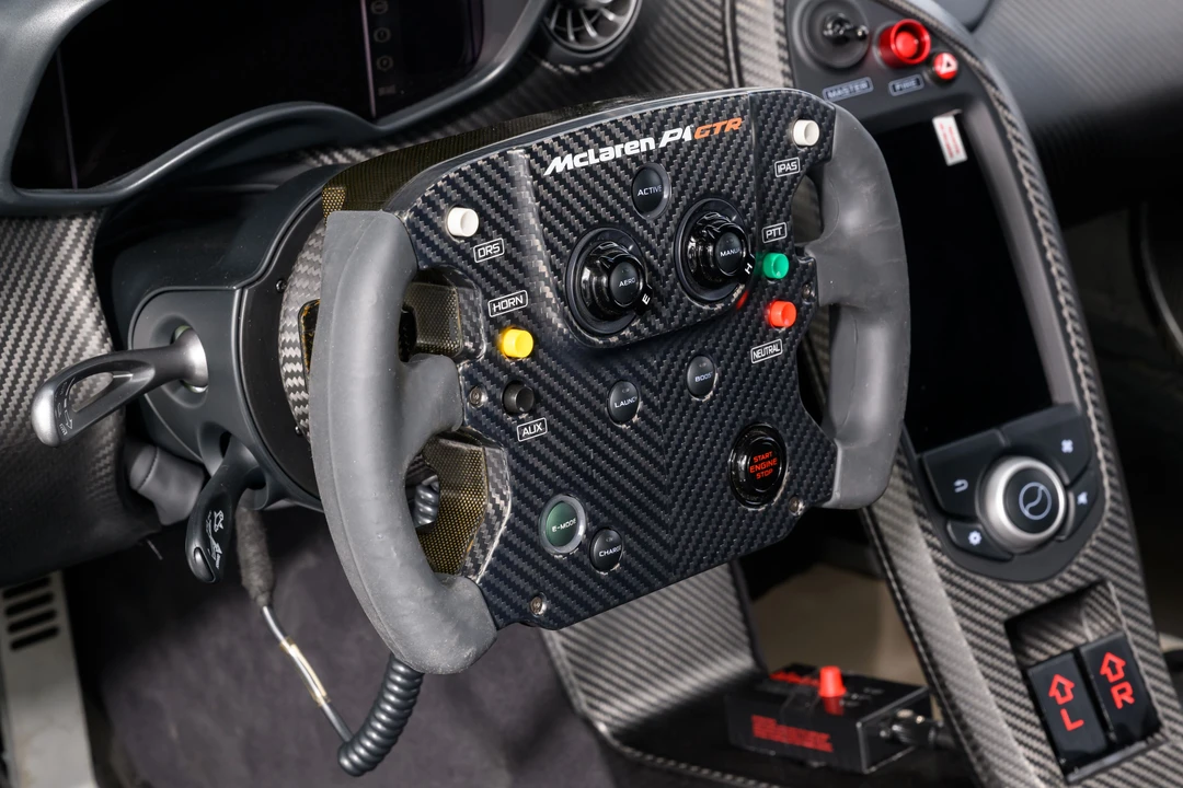 2015 McLaren P1 - Image 17 of 31