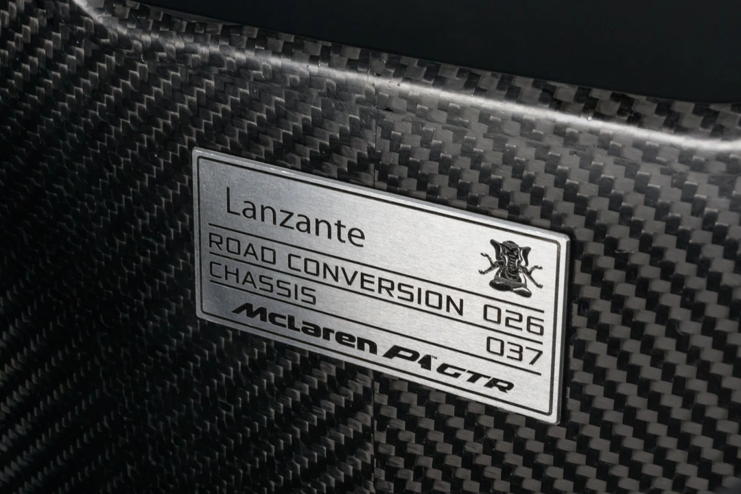 2015 McLaren P1 - Image 11 of 31