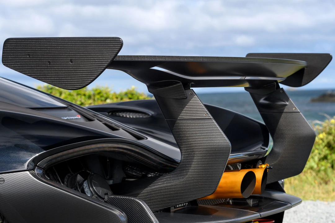 2015 McLaren P1 - Image 23 of 31