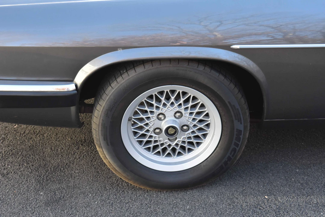 1989 Jaguar XJS Convertible - Image 16 of 31