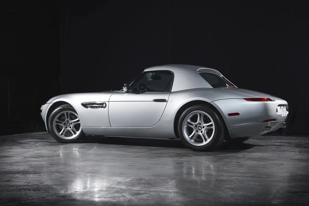 2001 BMW Z8 - Image 16 of 31