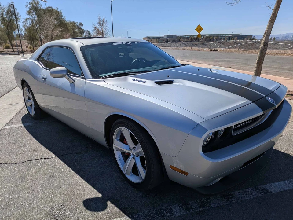 2008 Dodge Challenger SRT8 & 392 3rd Gen - Image 10 of 31