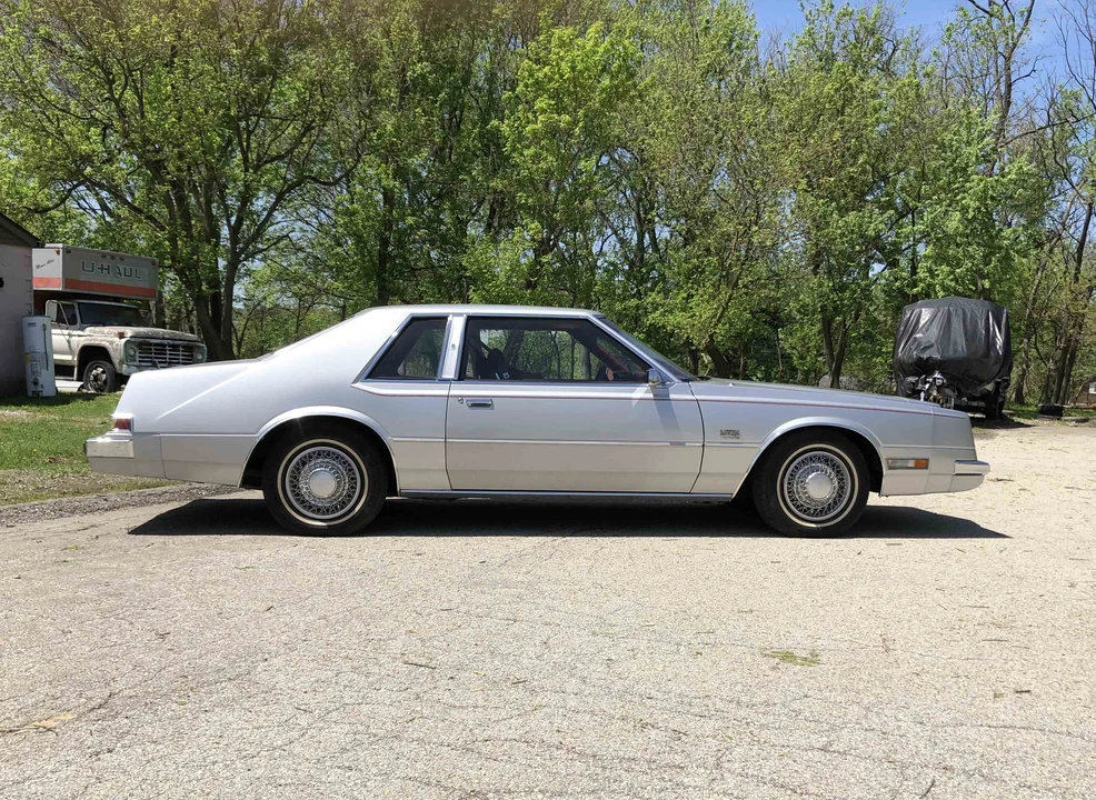 1981 Chrysler Imperial - Image 15 of 31