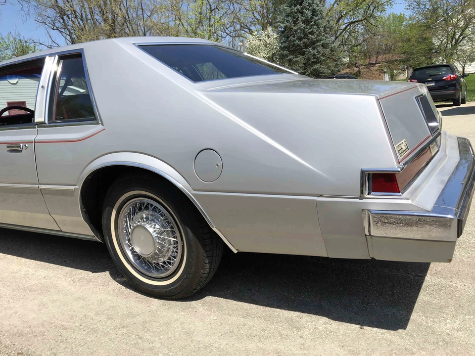 1981 Chrysler Imperial - Image 26 of 31