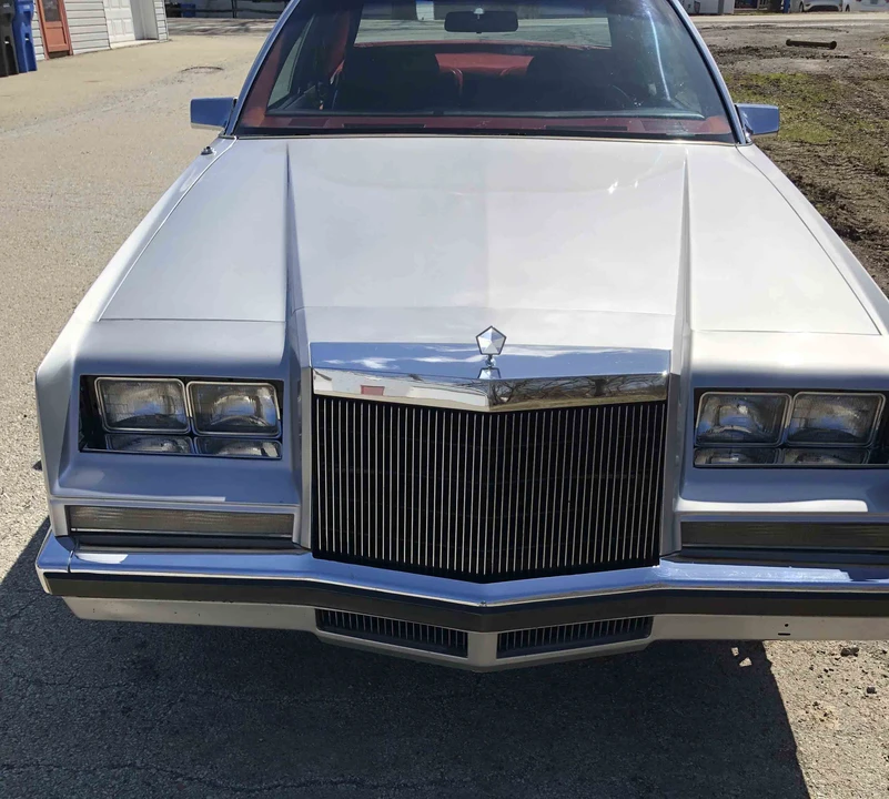 1981 Chrysler Imperial - Image 18 of 31
