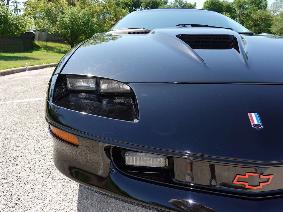 1996 Chevrolet Camaro SS 4th Gen - Image 19 of 31