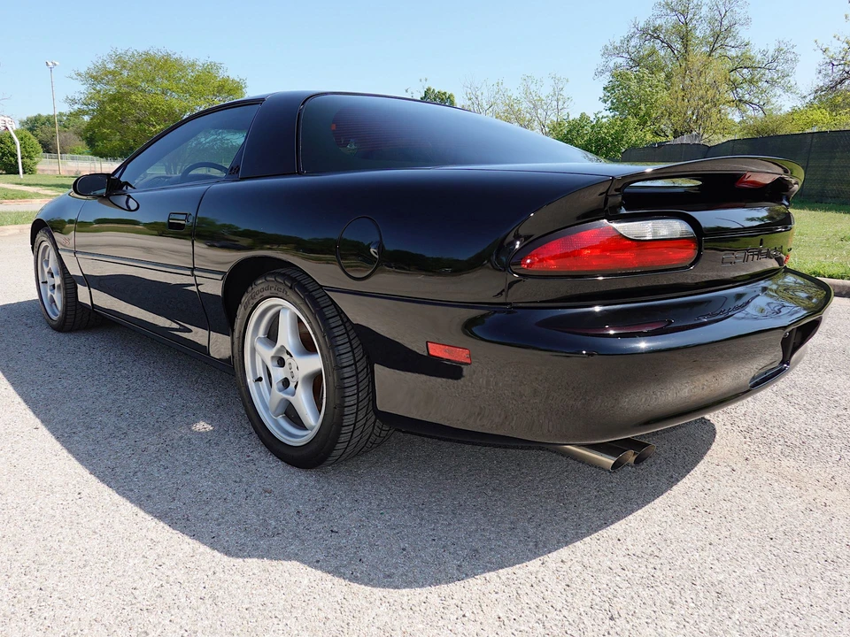 1996 Chevrolet Camaro SS 4th Gen - Image 14 of 31
