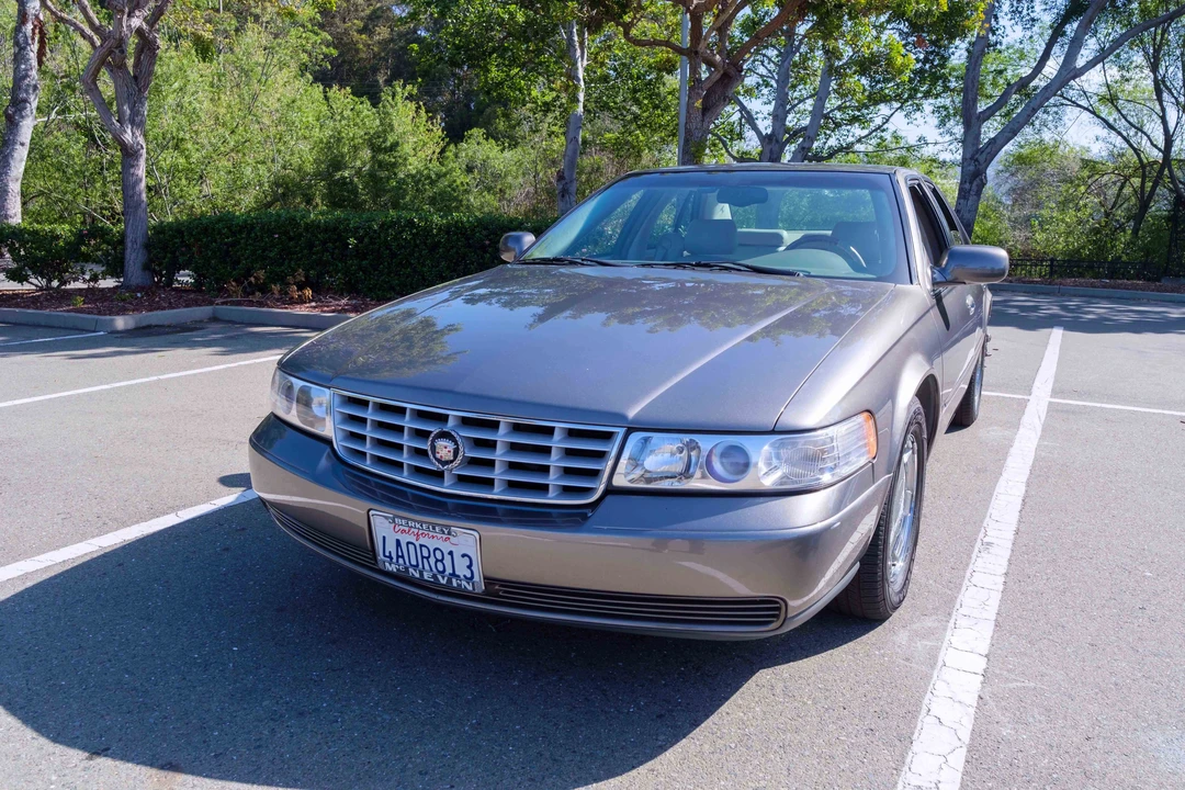 1998 Cadillac Seville - Image 2 of 31