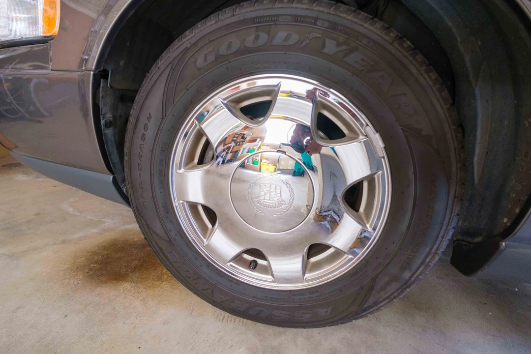 1998 Cadillac Seville - Image 19 of 31