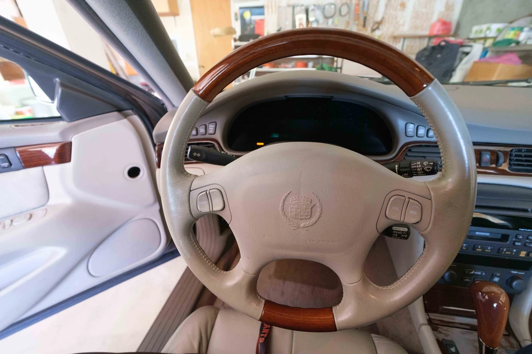 1998 Cadillac Seville - Image 27 of 31