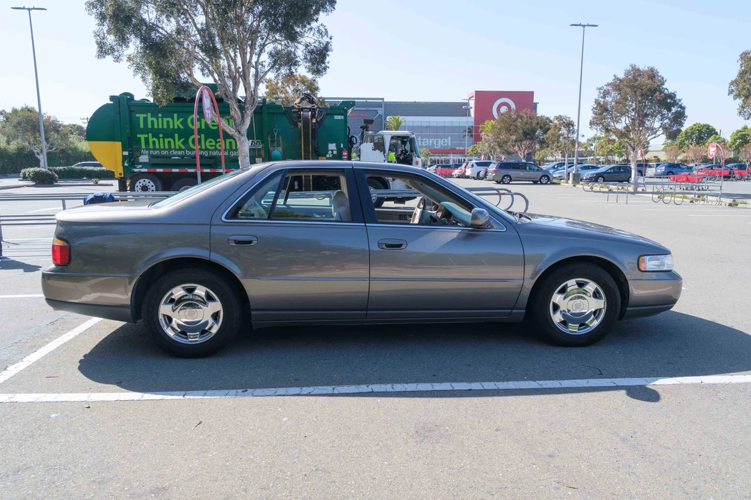 1998 Cadillac Seville - Image 13 of 31