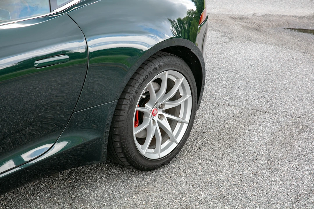 2021 Jaguar F-Type 2nd Gen - Image 16 of 31