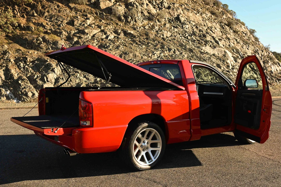 2005 Dodge Ram SRT-10 3rd Gen - Image 13 of 31