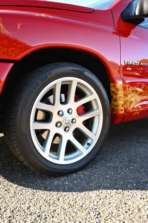 2005 Dodge Ram SRT-10 3rd Gen - Image 23 of 31