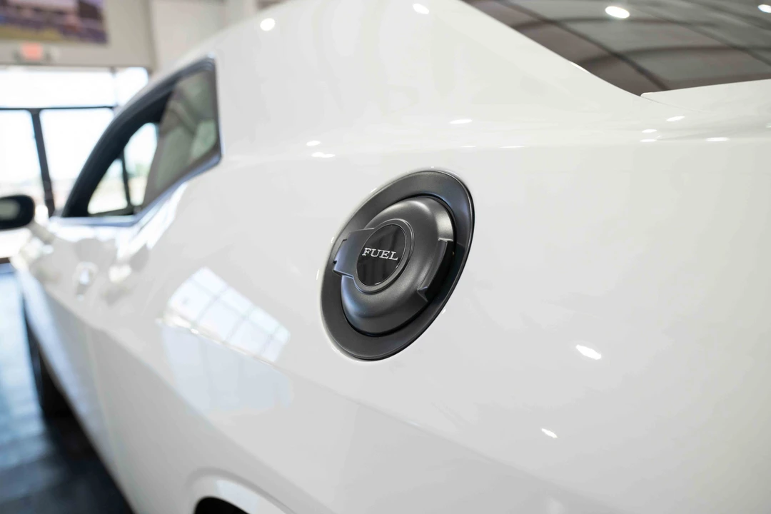 2015 Dodge Challenger SRT8 & 392 3rd Gen - Image 24 of 31