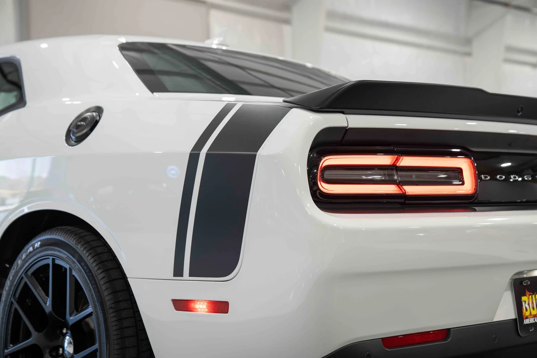2015 Dodge Challenger SRT8 & 392 3rd Gen - Image 23 of 31