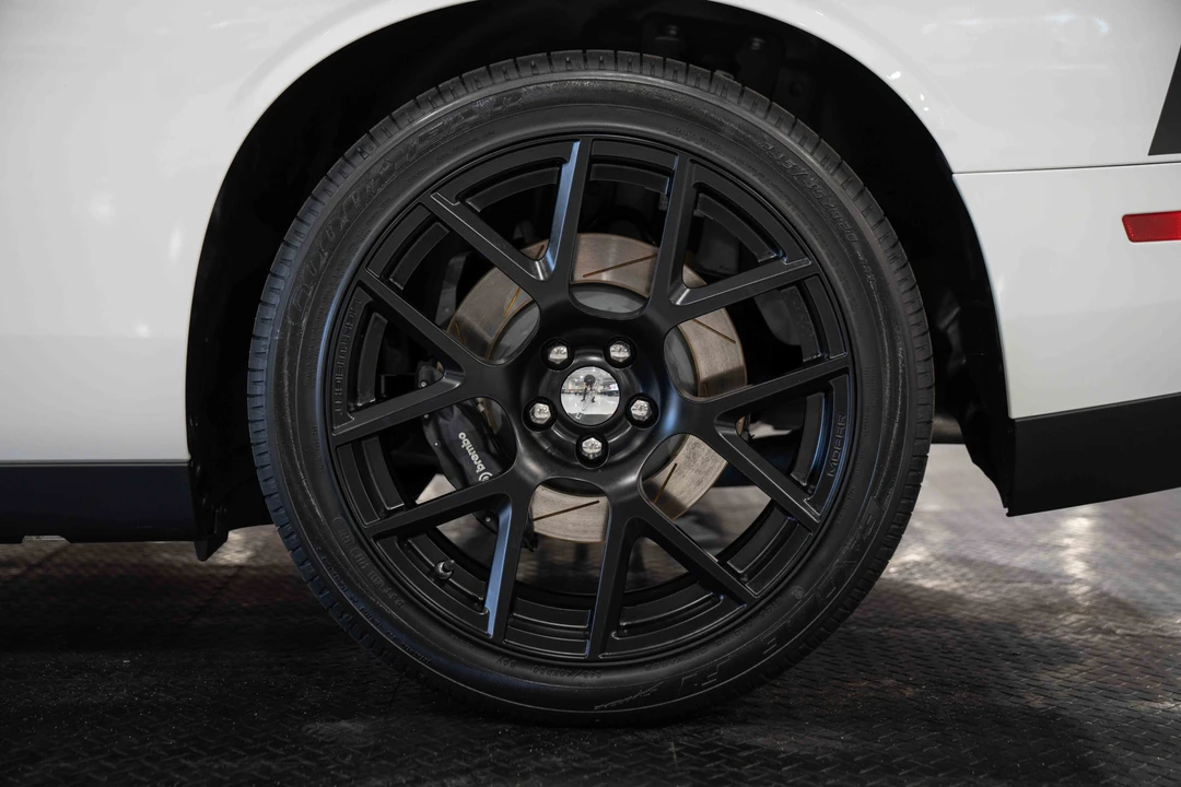 2015 Dodge Challenger SRT8 & 392 3rd Gen - Image 30 of 31