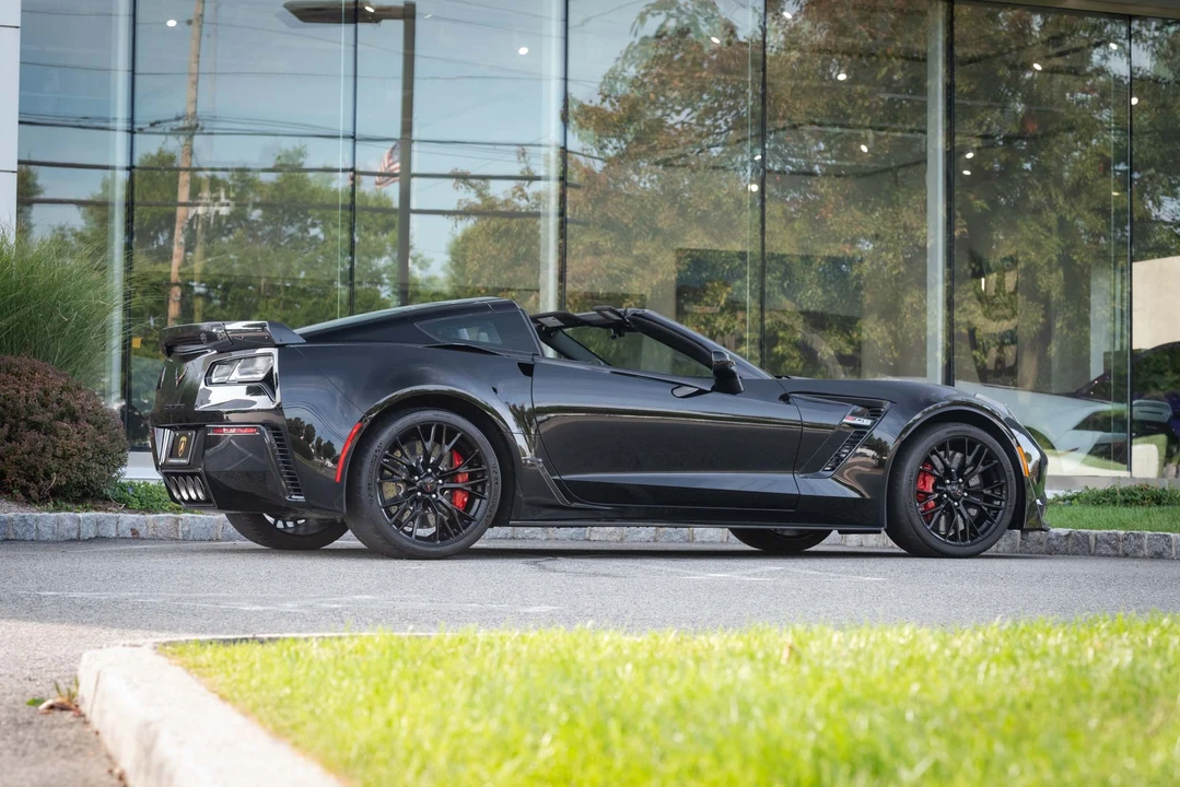 2017 Chevrolet Corvette C7 Z06 - Image 15 of 31